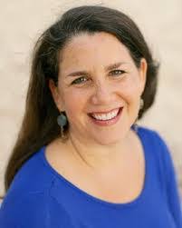 Sarah Slater's Instagram, Twitter & Facebook