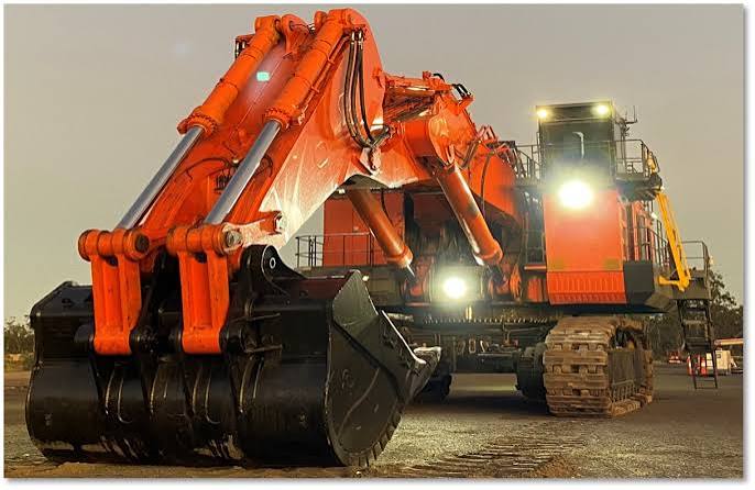 Hitachi EX5500-6-W/LOADING Shovel Mini Excavator