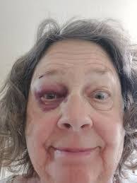 Jacqueline Nesbitt's Instagram, Twitter & Facebook