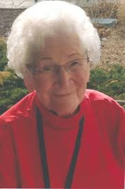 Pauline Felder's Instagram, Twitter & Facebook