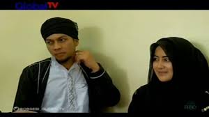Abidzar al ghifari, putra umi pipik dan mendiang ustaz jefri al buchori menjadi sorotan lantaran mengunggah videonya tengah. Sempat Umrah Bareng Umi Pipik Istri Sunu Depresi Berat Okezone Celebrity