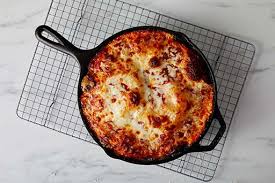 Crispy Cheesy Pan Pizza Recipe In 2020 Pan Pizza Recipes Crispy