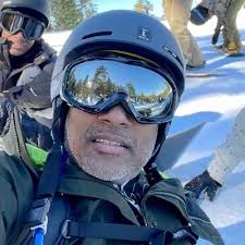 Mangala Karunaratne (@mangkaru)