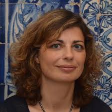 Monica Bettencourt's Instagram, Twitter & Facebook