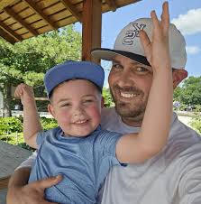 So much sass!!! What we all want to know is .... did the guy get a BBQ? 🤔  Merch Store 👉 https://jimmyrees.bandtshirts.com.au Love you all LEGENDS  .... have a great weekend!! 🤪🤪🤪!!! ***