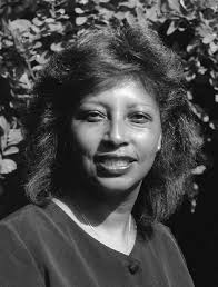 ART THERAPY WITH STUDENTS AT RISK