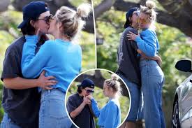 Anna Camp makes out with new girlfriend Jade Whipkey after going public  with same-sex romance