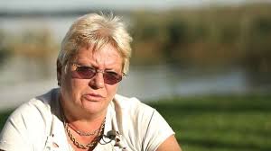 Goodbye Deutschland! Die Auswanderer - Anke 'Hasi' Leithäuser ist wütend.  Ihr Noch-Ehemann Dirk 'Didi' wollte alleine kommen, um seine restlichen  Sachen abzuholen. Doch er erscheint in Begleitung seiner neuen  Lebensgefährtin. Mehr dazu,