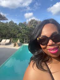 Hello, my name is Alisha, I currently reside in Dallas, Texas. I'm  interested in doing some traveling. I look forward to hearing from you  ladies…Thanks for the add😀￼￼