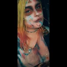 Airbrush shop owner in Kentucky seeking inspiration