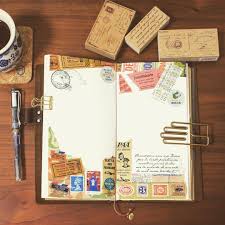 今日のコラージュ ビンテージのチケットとレトロスタンプがお気に入りです トラベラーズノートにコラージュしてる時は悩み事とか忘れられるから良い気分転換になります トラベラーズノート コラージュ 手帳 ほぼ日 ほぼ日手帳 マスキングテー