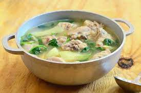 Apa jadinya jika di dalam sup ayam diberi goji berry, biji teratai, kurma cina, hingga ginseng kering? Resep Sup Ayam Jahe Yang Kaya Akan Rempah Dan Buat Badan Jadi Hangat
