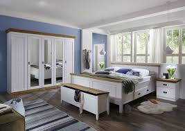 Das weiße schlafzimmer begeistert mit der modernen zurückhaltung und eleganz skandinavischen wohnflairs. Schlafzimmer Landhausstil Weiss Caseconrad Com