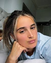 Kate Radford's Instagram, Twitter & Facebook