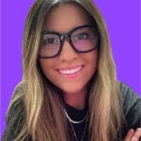 Amber Spicer's Instagram, Twitter & Facebook