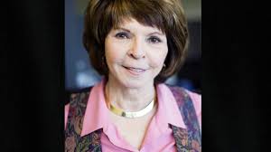 How Joanne Harmelin paved the way for female CEOs in the '80s