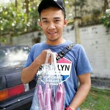 Selain itu memiliki kutu juga bisa mengakibatkan rambut kita cepat kotor dan bau. Berkelulusankkm Instagram Posts Photos And Videos Picuki Com