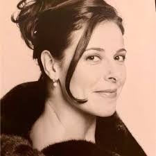 Nora Pope's Instagram, Twitter & Facebook