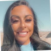 40+ "Larissa" profiles