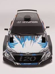 Autant dire qu'avec cette somme il ne se lève plus le matin pour aller travailler! Hyundai Motorsport Rolls Out New I20 R5 At Ypres Rally Carscoops Rally Car Design Hyundai Racing Car Design