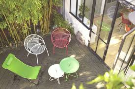 Décoration de jardin sur gifi.fr ✅ tout l'équipement et accessoires dont vous avez besoin pour votre extérieur ✅ paiement en 3 fois sans frais. Un Salon De Jardin Colore Joli Place