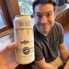 Lindsay Bumgarner's Instagram, Twitter & Facebook