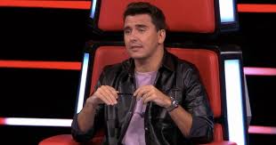 Zijn naam deed de ronde, maar het management van de zanger heeft aan rtl boulevard laten weten dat rob er geen tijd voor heeft. Despite Criticism Jan Smit Wants To Continue As A Coach At The Voice Show Netherlands News Live