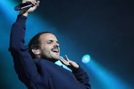 Créée en 1982, la fête de la musique célèbre ces millions de français, musiciens amateurs, qui à chaque solstice d'été s'emparent des espaces urbains pour laisser éclater leur passion. A Tarbes On Pourra Assister A La Fete De La Musique Depuis Sa Voiture Boulevard Des Airs En Tete D Affiche Actu Occitanie