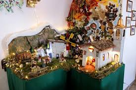 A representation of the nativity (see nativity sense 1) scene. La Creche De Noel Picture Of Ristorante Pizzeria Vecchio Suisse Valpelline Tripadvisor