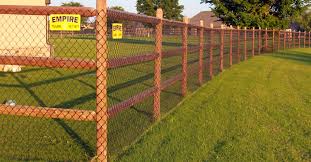 It offers a rustic look and is one of the easiest fences to build. Wood Rail Fence Options A Simple Guide