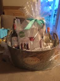 Homemade Wine Basket Bridal Shower Prize For About 40 Bridal Shower Gift Baskets Bridal Shower Wine Bridal Shower Wine Basket