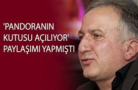 Peker ayrıca, yargı, emniyet ve medyadan bazı isimlerin sbk holding sahibi sezgin baran korkmaz'a ait bodrum'daki paramount otel'de hiçbir ücret ödemeden birlikte tatil yaptıklarını ileri sürdü. Ve Kutu Acildi Sezgin In Otelinde Tatil Yapip Ceplerini Dolduran Gazeteciler Kim Tele1