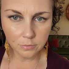 Wanda Etheridge's Instagram, Twitter & Facebook