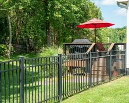 Des plaines il 6oo16 building 1847 299 3550 see reviews for fence depot &home improvements co.in des plaines il at angie's list. Fence Deck Contractor In The Greater St Louis Area
