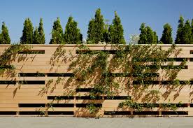 Whatever the intention of the. 10 Fresh Ideas For Good Looking Wood Fences