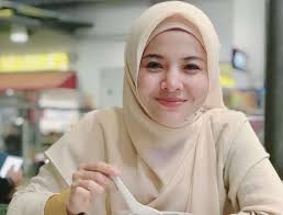 Latihan fisik akan membuat aliran darah dalam tubuh berjalan dengan lancar. 50 Perihal Wanita Lelaki Kena Tahu Rina Zul