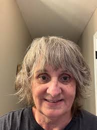 What hairstyle would suit fine, thin, and grey hair?