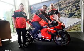 Ia akan diagihkan kepada waris dan keluarga mangsa. Ducati Superleggera V4 Unveiled Carsifu