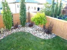 This modern corner garden design idea works best for sunny apartments and offices. Corner House Landscaping Corner Garden Ideas Design Corner Landscaping Ideas L Diy Backyard Landscaping Small Front Yard Landscaping Small Backyard Landscaping