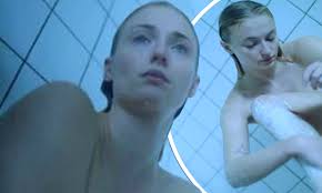 Sophie Turner strips completely naked as she films harrowing shower scene |  Daily Mail Online