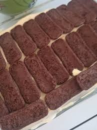 Per realizzare il tiramisù con pavesini iniziate dalla preparazione del caffè della moka che dovrete poi lasciar intiepidire. Tiramisu Con I Pavesini Al Cacao Stefania In Cucina