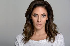 Biography author matching "avery" (Sorted by Popularity Ascending)