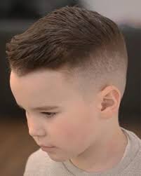 Eenvoudig Kort Kapsels Voor Jongens Jongens Kapsels 2019 Eenvoudig Kort Kapsels Voor Jongen In 2020 Boys Haircuts Boy Haircuts Short White Boy Haircuts