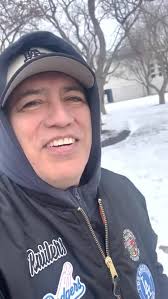 Lips got his lips stuck!