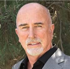 Edward Redding's Instagram, Twitter & Facebook