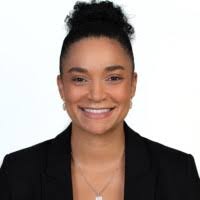 Marissa Landers's Instagram, Twitter & Facebook