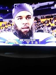 Reece is looking super gorgeous