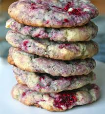 10 Recettes Qui Changent Du Cookie Classique Cosmopolitan Fr Cookies Et Biscuits Cookies Moelleux Recette
