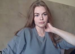 She is an american actress. Holland Roden News Dailyhollandmr Twitter