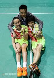 Jun 23, 2021 · 陳時中（左）、陳吉仲（中）、王必勝（右）等人今日清晨前往雙北各大果菜批發市場視察。（圖／翻攝自陳吉仲臉書） æœªæ»¿19æ­²çš„é™³æ¸…æ™¨ ç«Ÿå‰µä¸‹å…©é …ä¸–ç•Œç´€éŒ„ æ¯æ—¥é ­æ¢